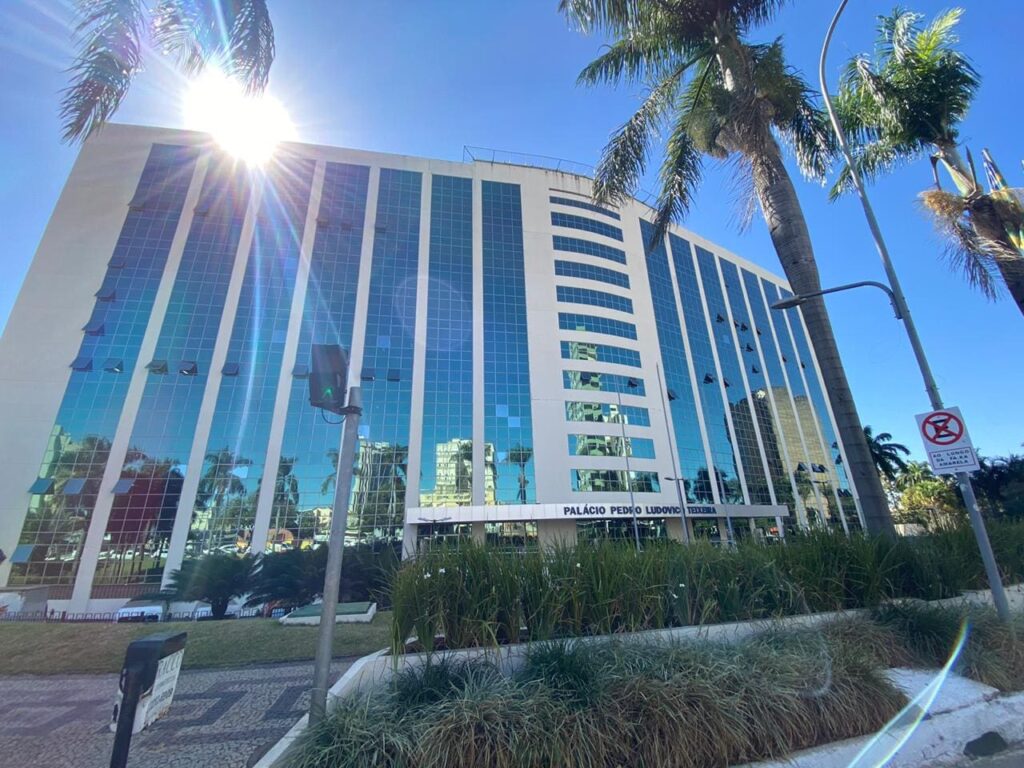 PPLT 1A - Emergência por Síndrome Respiratória Grave