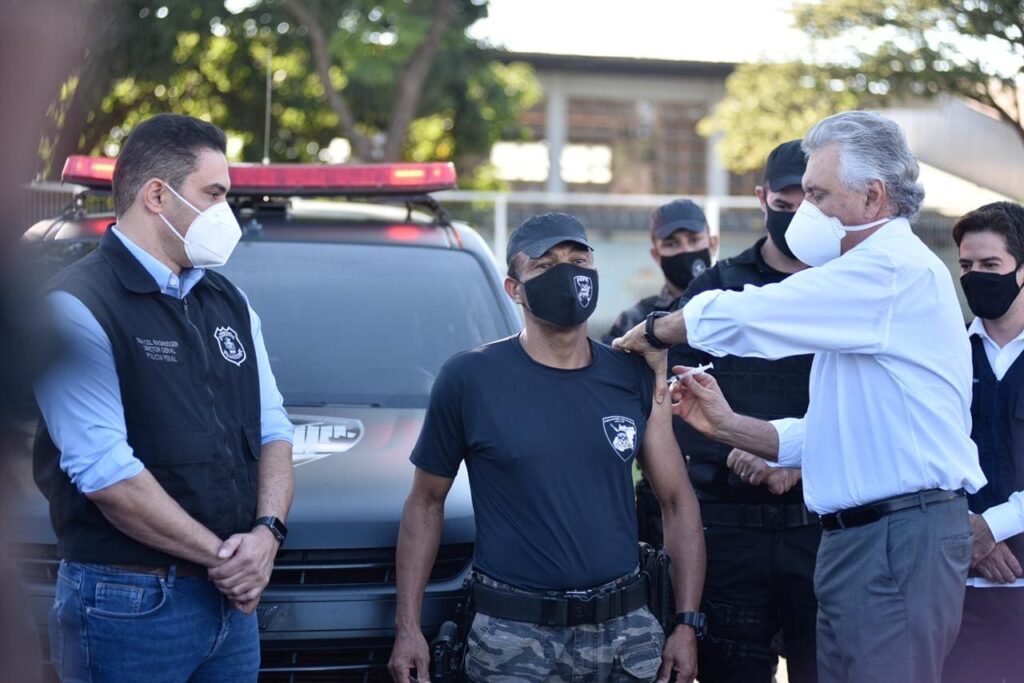 Segurança Pública vacina