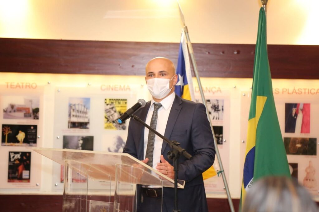 secretário Bruno dAbadia