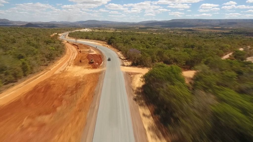 GO-230, entre Mimoso e Água Fria de Goiás- 4