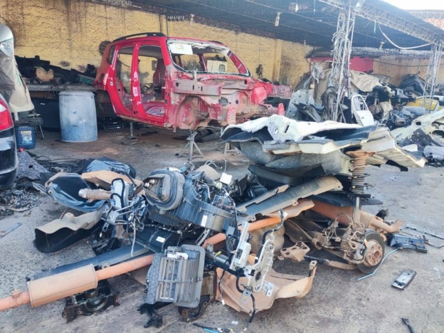 peças de veículos usados em desmanche