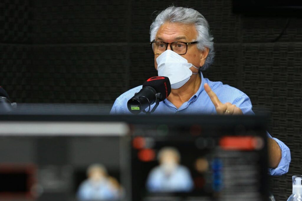 CAIADO ENTREVISTA RADIO