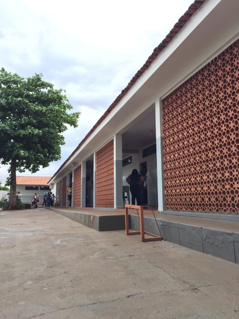 REFORMAS EM ESCOLAS DE RIO VERDE