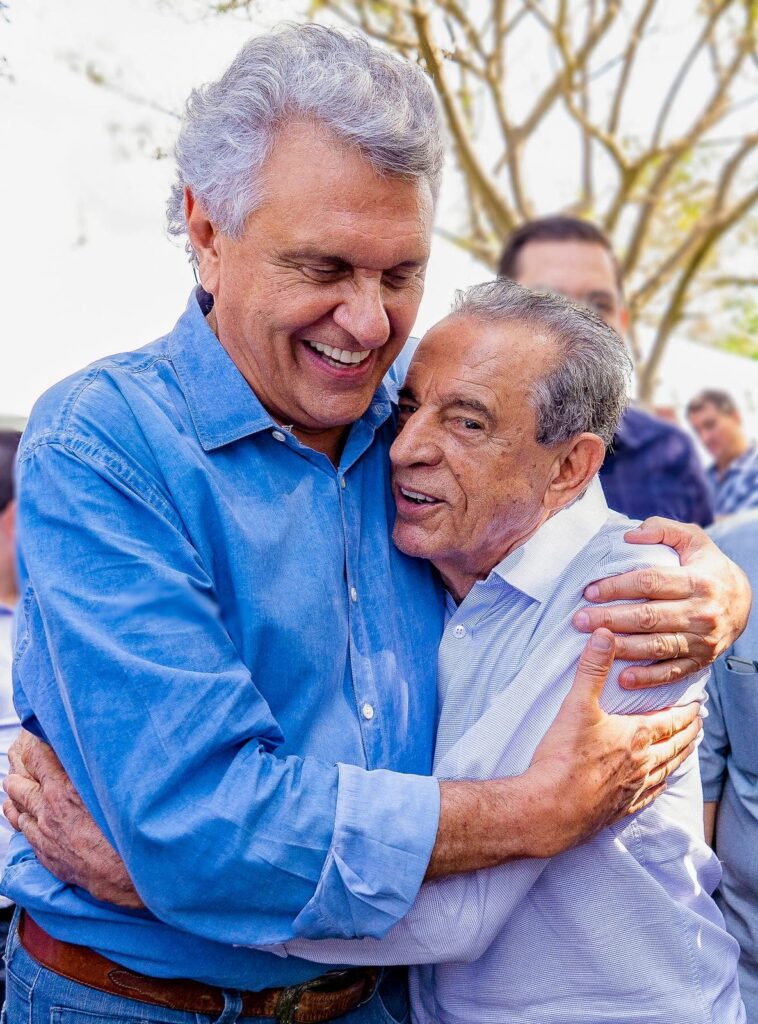 RRONALDO E IRIS REZENDE