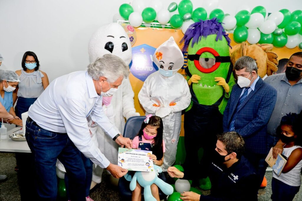 Caiado cumpre agenda em Goiânia nesta quarta-feira vacina