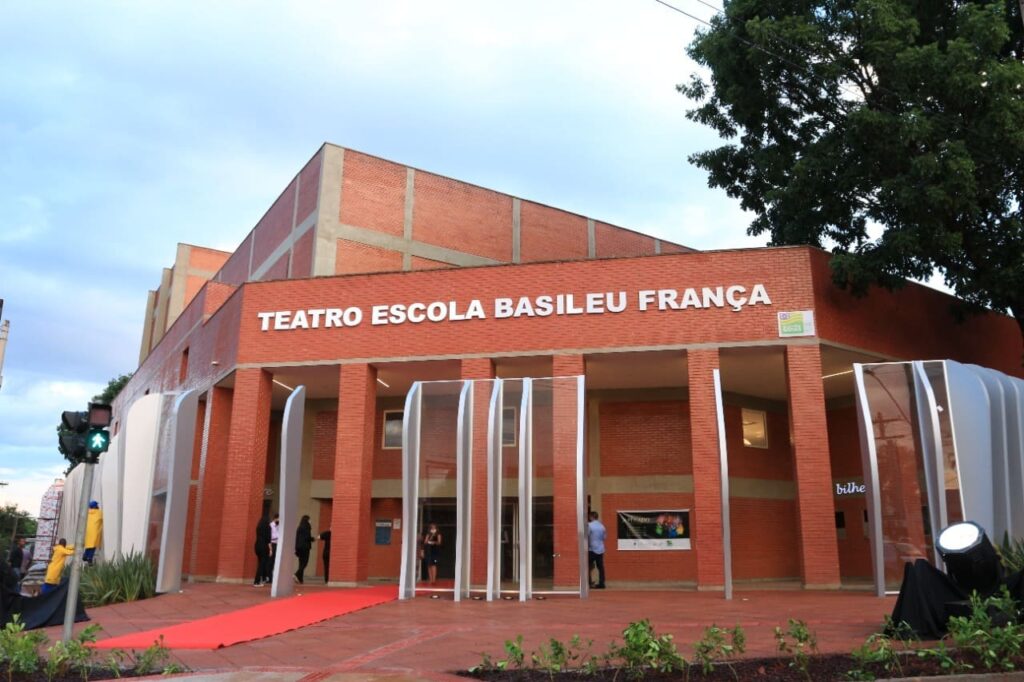 fachada basileu frança
