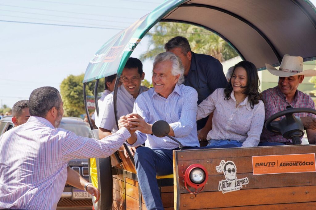 CAIADO DOVERLANDIA 4