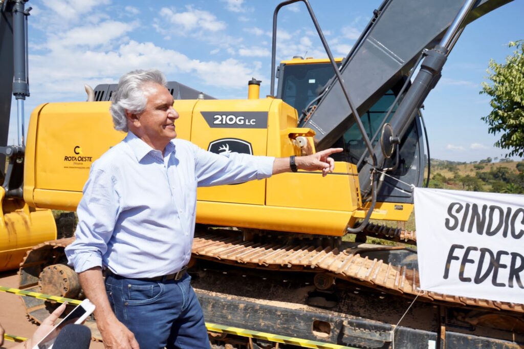 CAIADO DOVERLANDIA 6