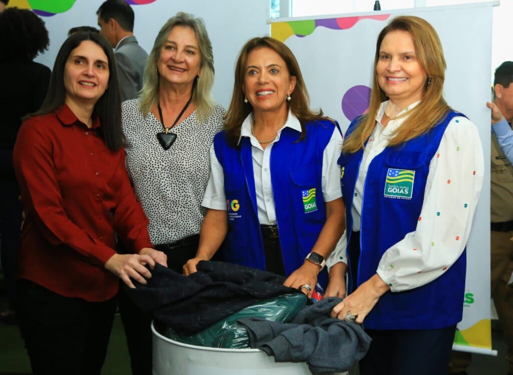 Gracinha Caiado lança Campanha Aquecendo Vidas