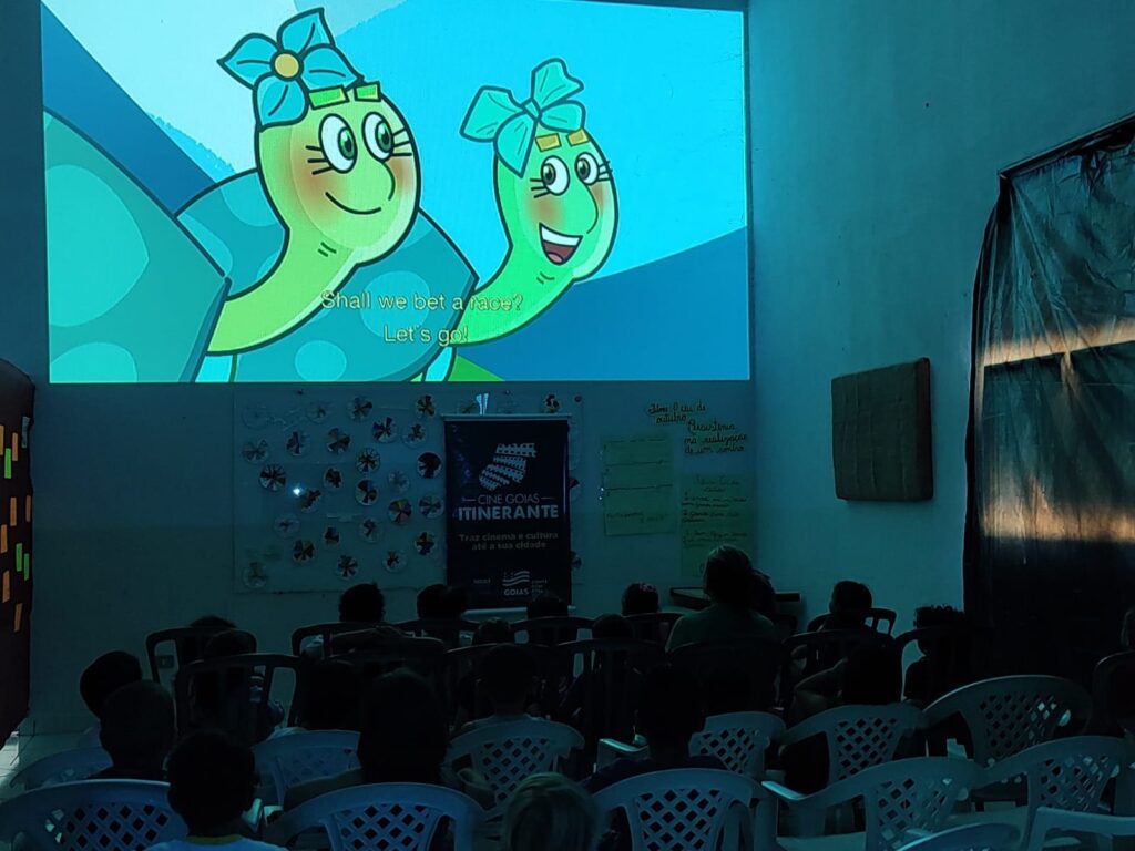 Cine Goiás Itinerante exibe filmes do Fica