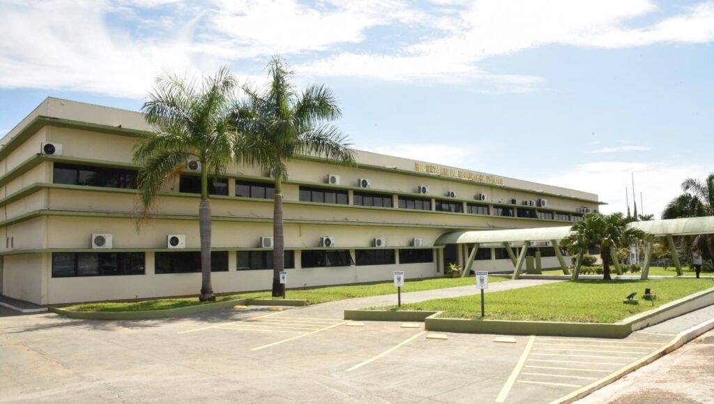 Daniel Vilela participa de solenidade em comemoração ao Dia do Policial Civil