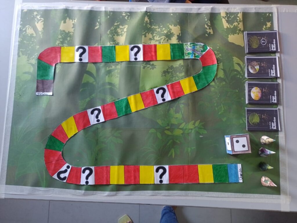 Jogo Botânico incentiva alunos da Escola Santa Rita a estudar as plantas