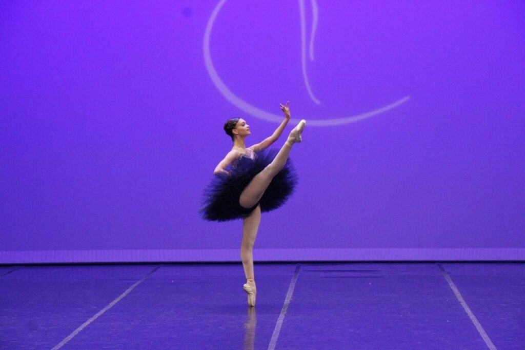 Bailarinos do Basileu França fecham contratos com companhias internacionais