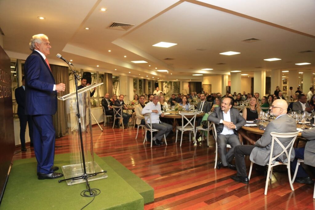 Saúde investe R$ 2 bilhões nos municípios goianos