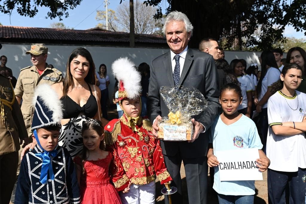 Caiado reitera compromisso com história do Estado ao transferir capital para Santa Cruz de Goiás