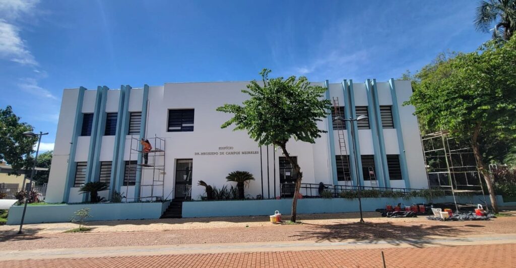 Seds abre seleção com 94 vagas temporárias e salários de até R$ 10,8 mil