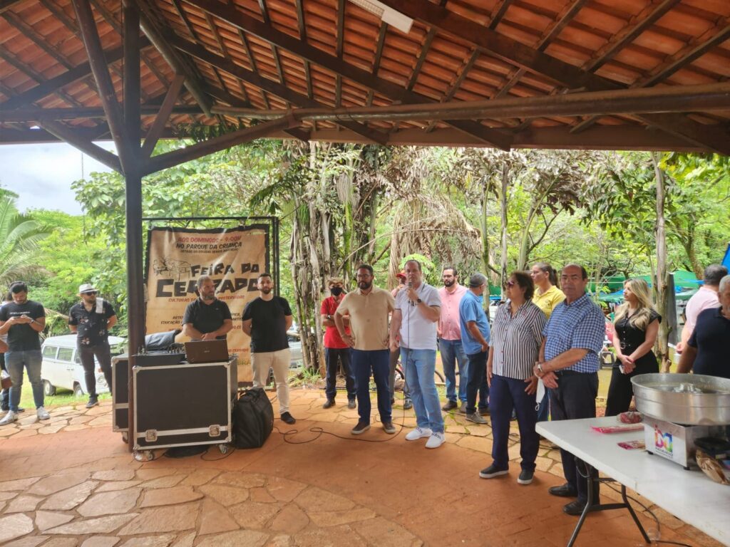 Governo inicia reforma de dois ginásios esportivos e da praça da Feira do Cerrado