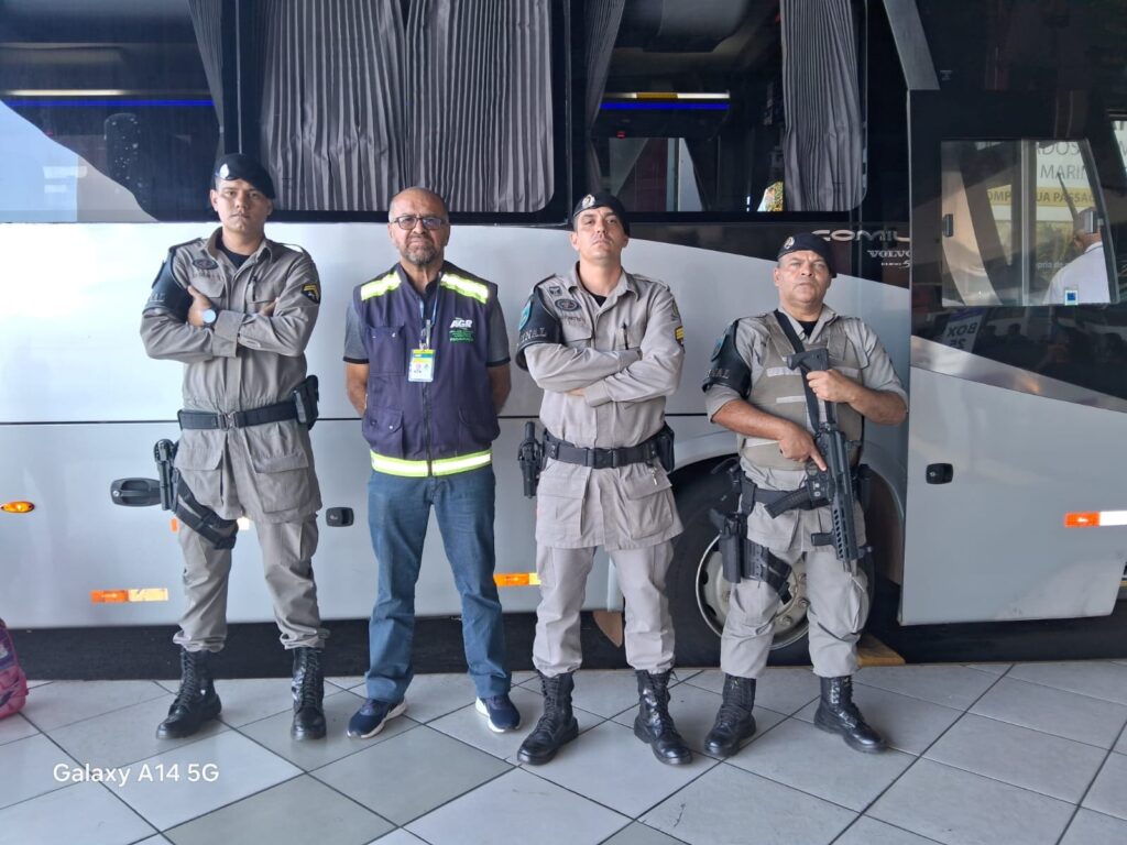 Só neste ano a AGR já tirou de circulação 73 veículos que faziam transporte irregular de passageiros entre cidades do estado