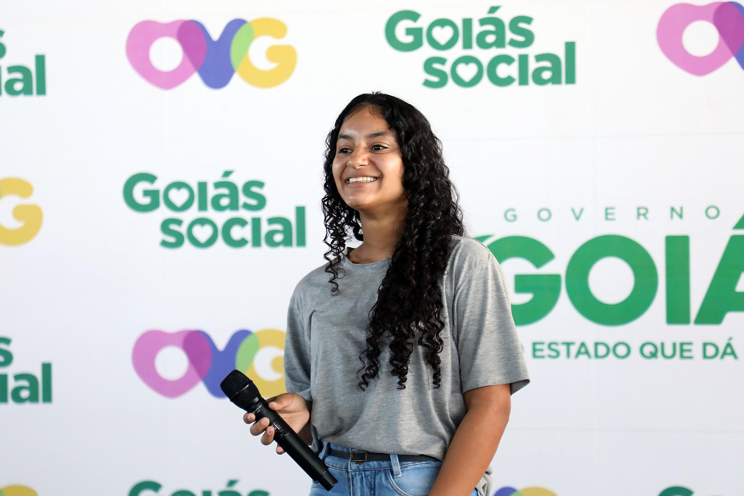 Goiás Social: Jovens dos programas da Juventude da OVG recebem Crédito Social e Bolsa Qualificação