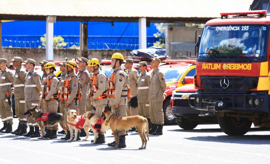 Bombeiros de Goiás partem em missão de ajuda humanitária