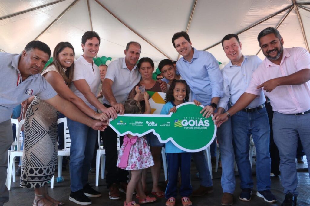 Estrela do Norte e Santa Tereza recebem 60 casas a custo zero