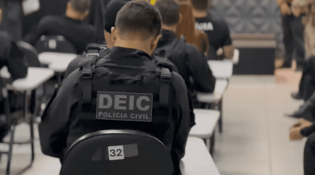 Polícia cumpre 67 mandados em Goiás e mais cinco estados