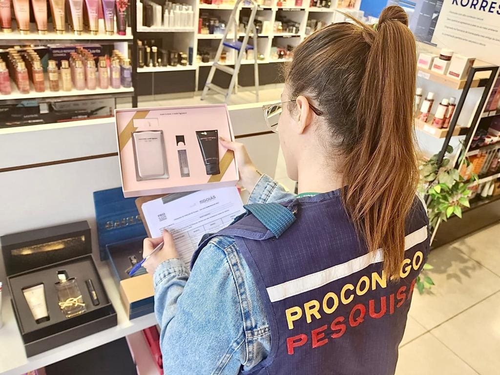 Dia dos Namorados: variação de quase 177% nos preços de presentes