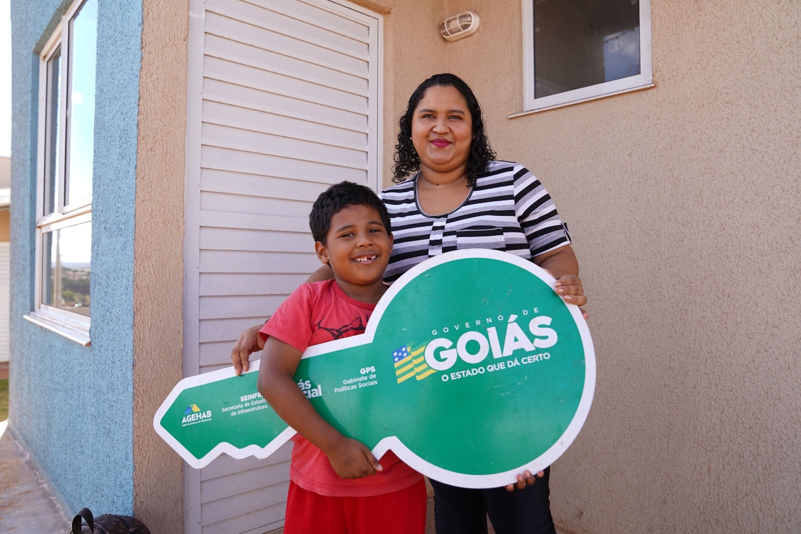 Governo chega a 2.788 casas a custo zero entregues a famílias de baixa renda