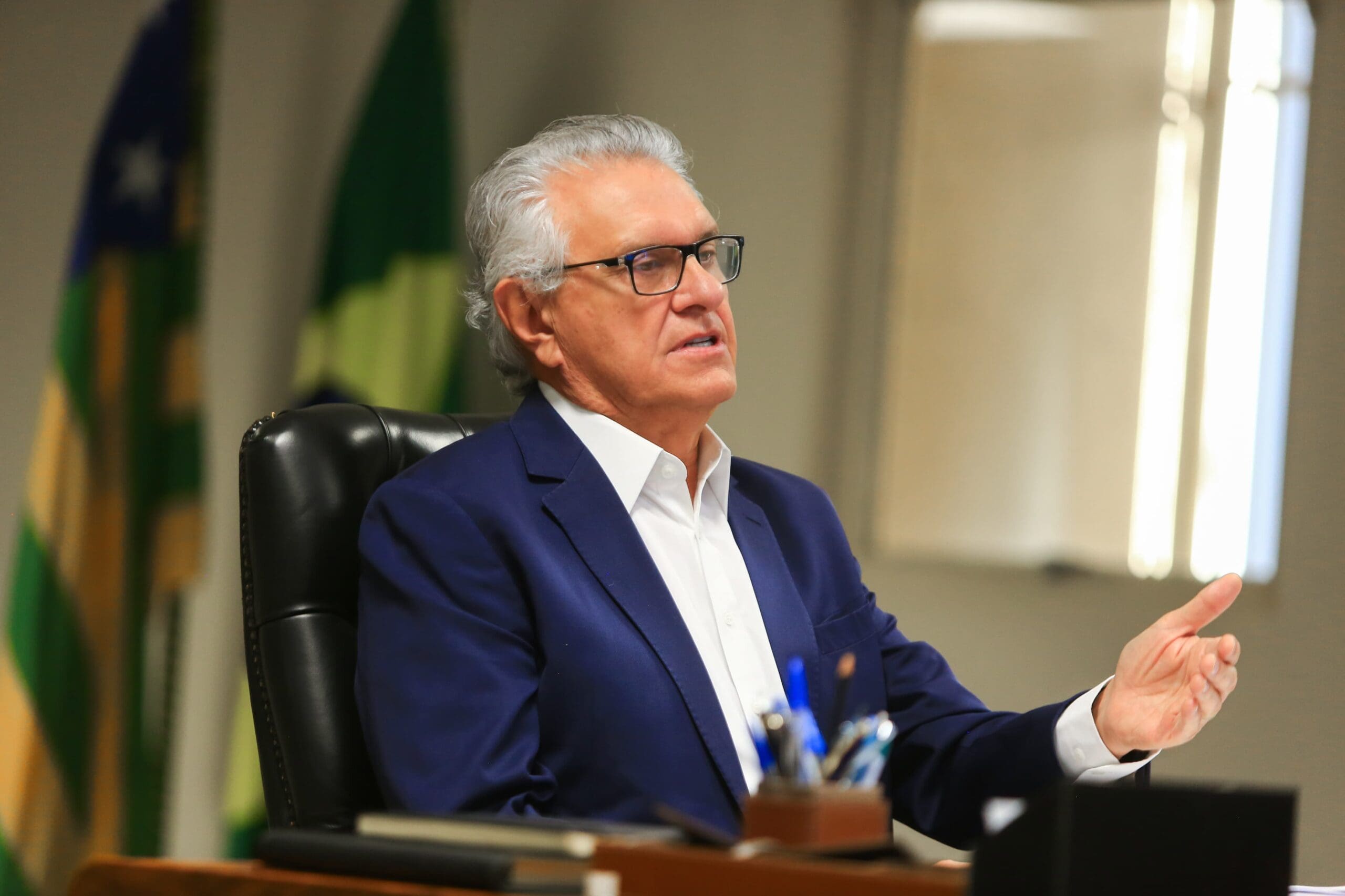 Caiado defende medidas para evitar crescimento descontrolado das dívidas dos estados