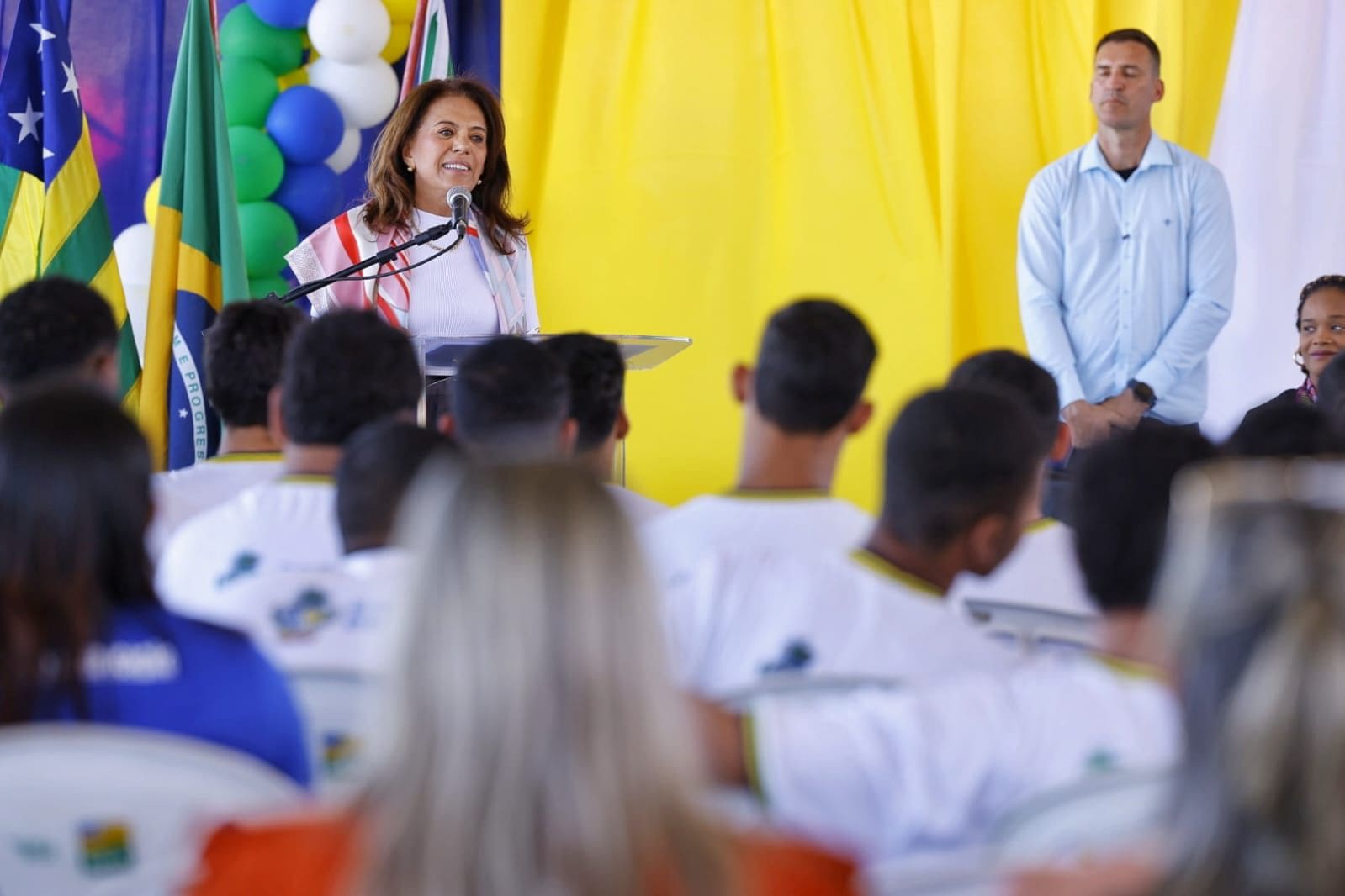 Gracinha no Colégio Estadual Vida Nova