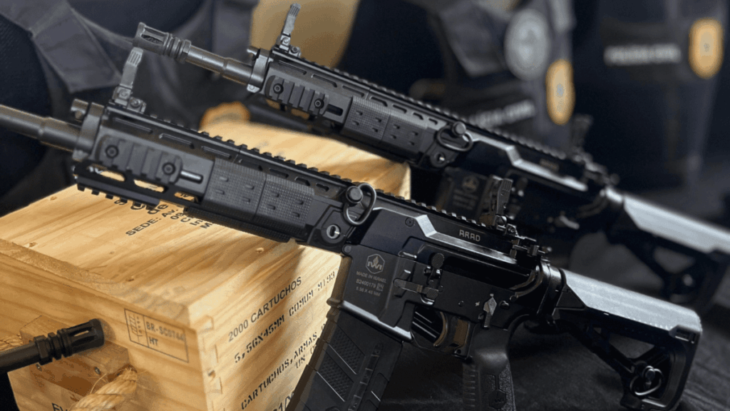 Delegacias recebem novos fuzis e coletes