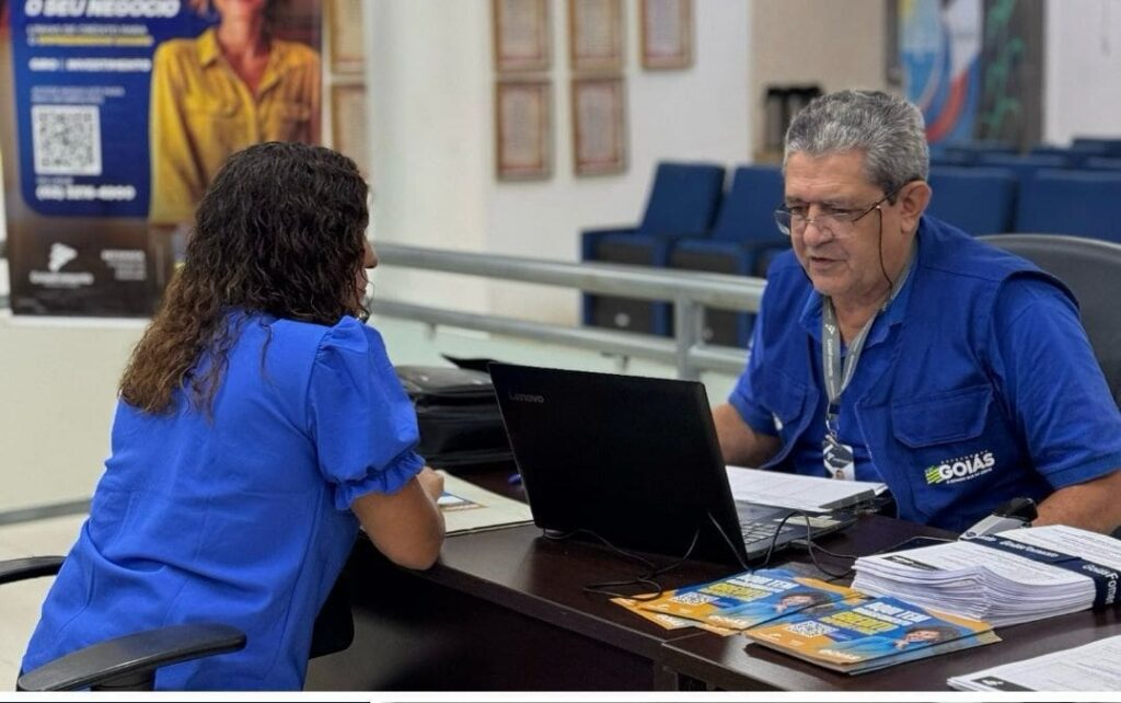 Atendimento na Semana do Crédito da GoiásFomento