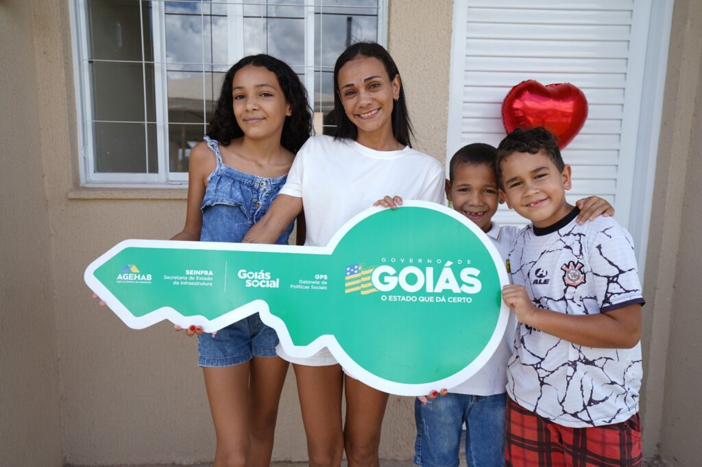 Mais de 4,2 mil casas a custo zero estão em construção em 83 municípios goianos