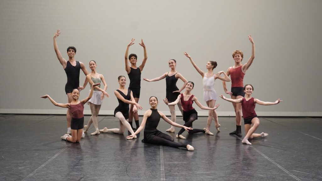 Alunos de balé do Basileu França