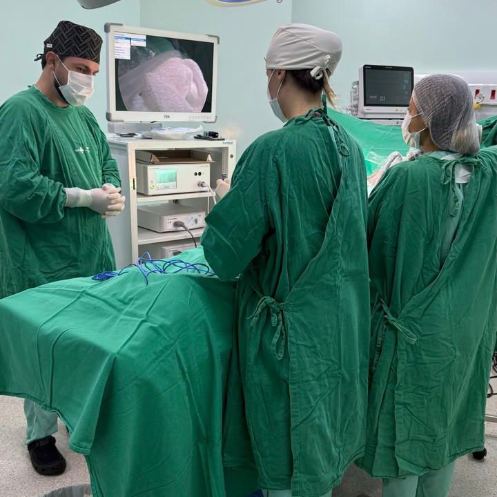 Cirurgia por viseolaparoscopia no Hospital de Águas Lindas