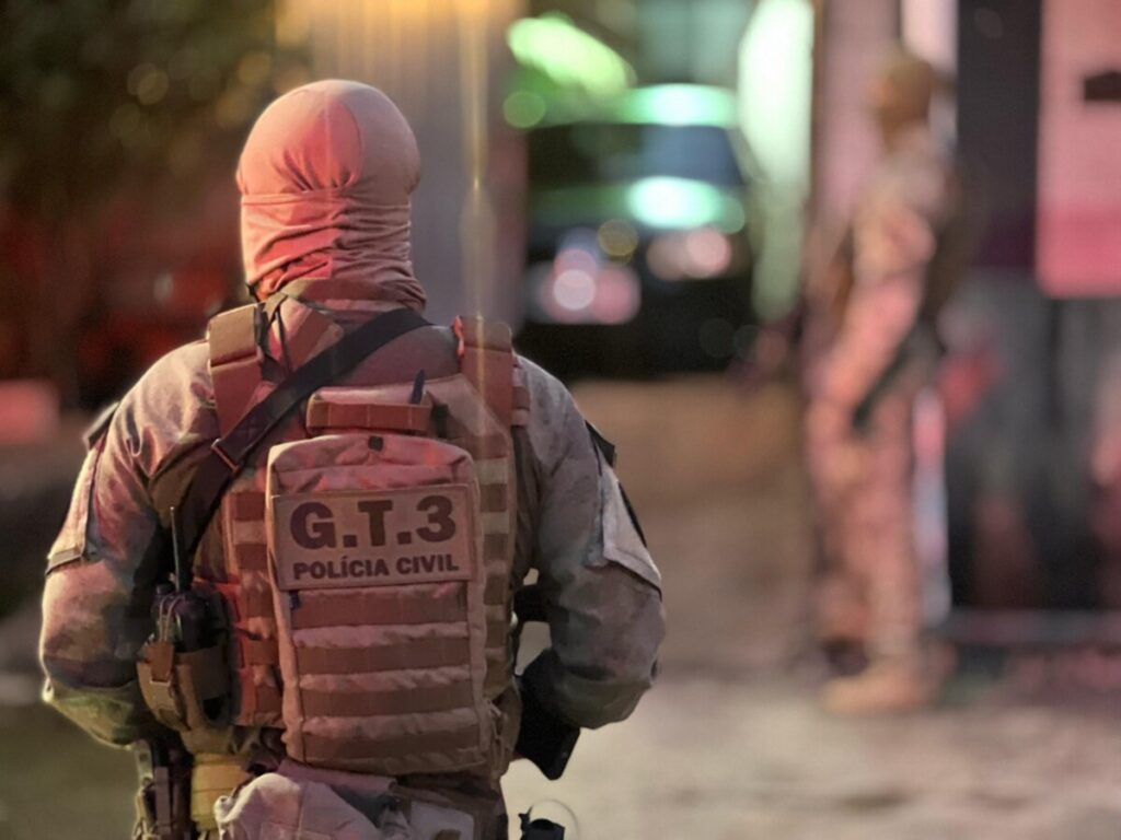 Polícia cumpre 100 medidas judiciais por golpes digitais