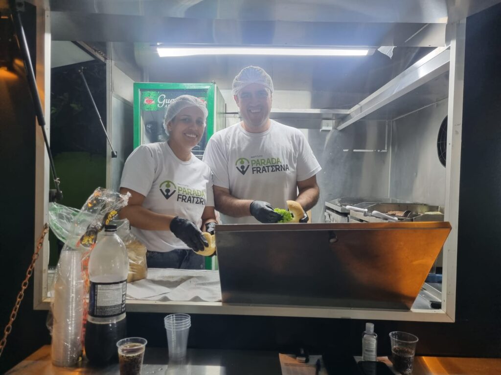 Hospital de Itumbiara leva acolhimento e solidariedade com Parada Fraterna