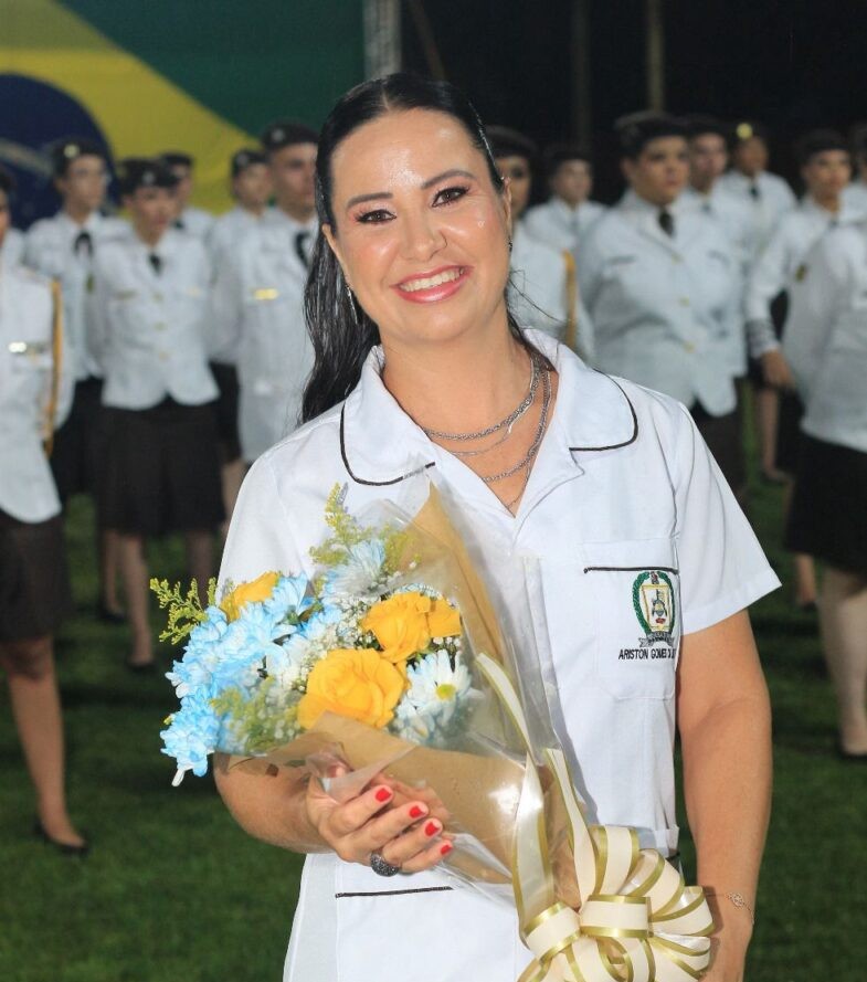 Professora representará Goiás no World Teacher Games, em Paris