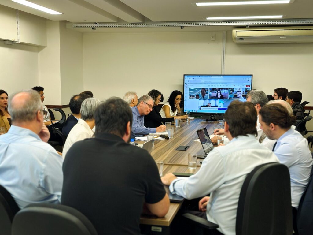 Reunião Semad e BNDES para tratar da gestão de resíduos sólidos