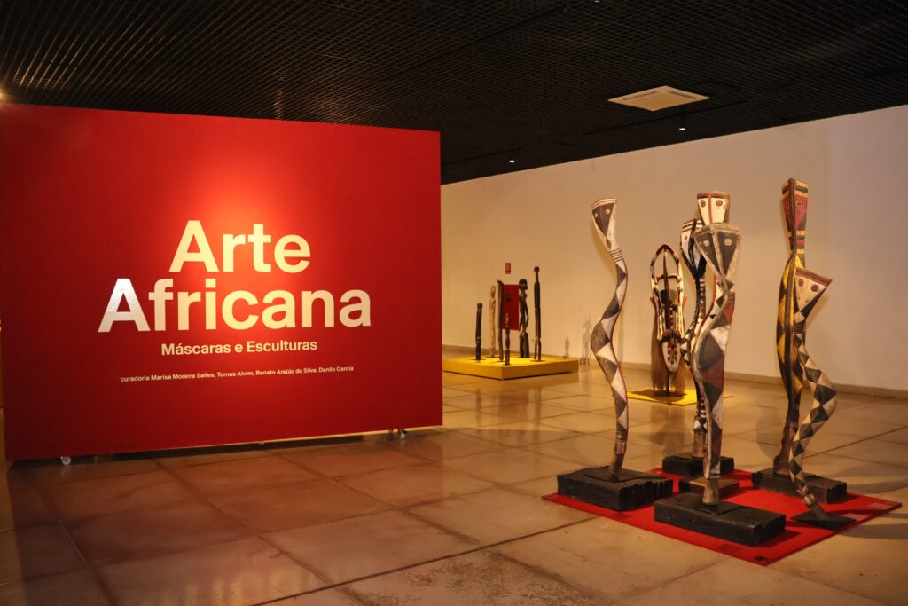 Exposição “Arte Africana: Máscaras e Esculturas” é prorrogada na Vila Cultural Cora Coralina