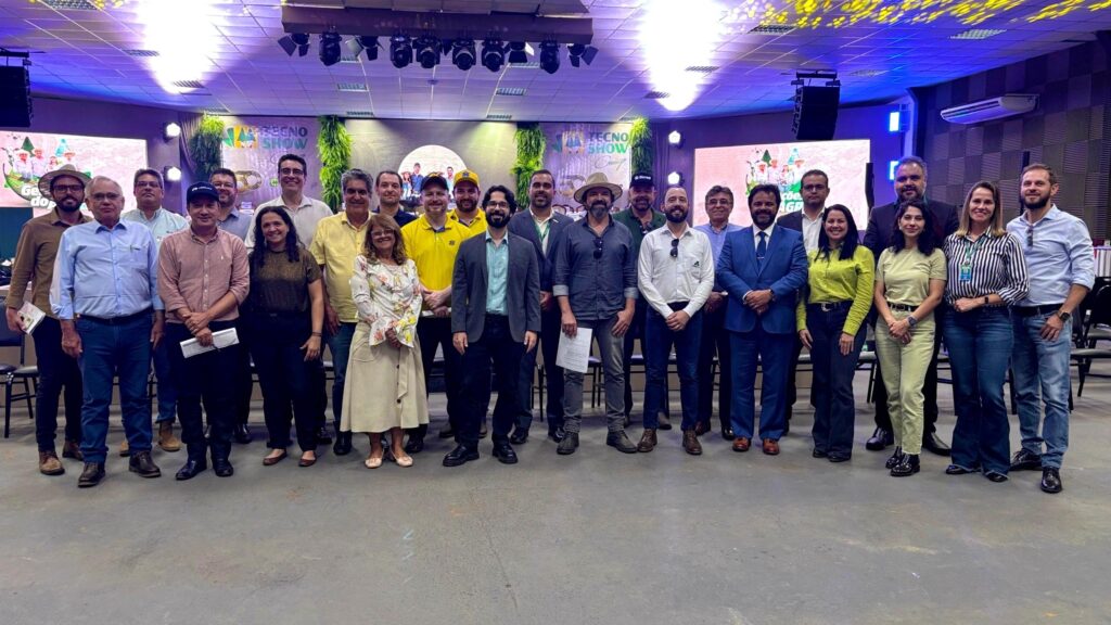 Assinatura do FCO Rural na Tecnoshow