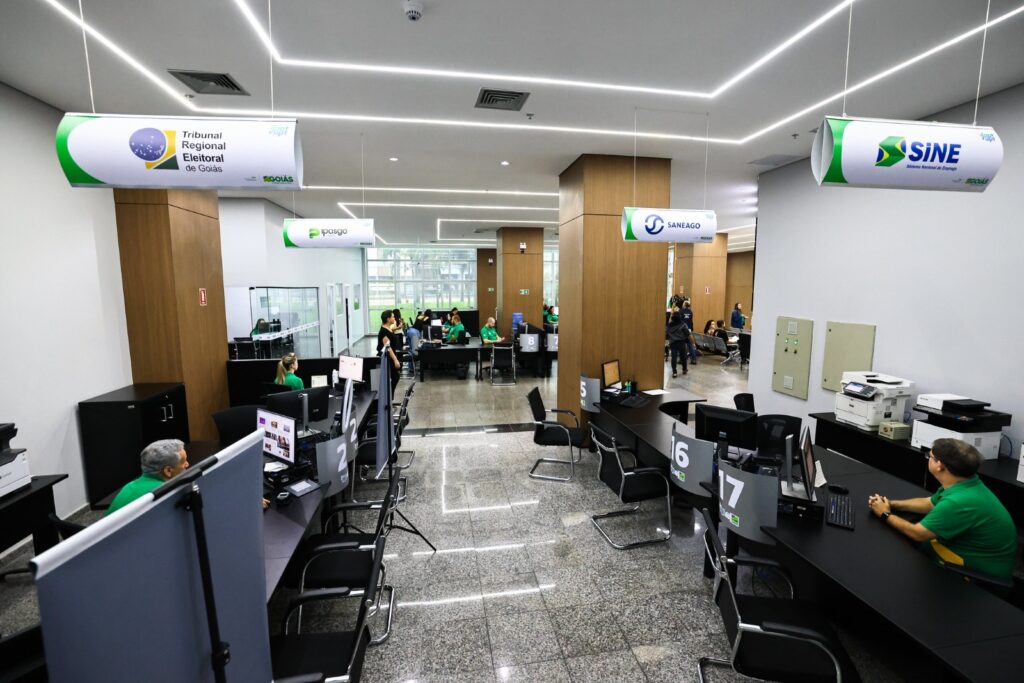 Saiba o que abre e fecha nos feriados da Semana Santa e Tiradentes