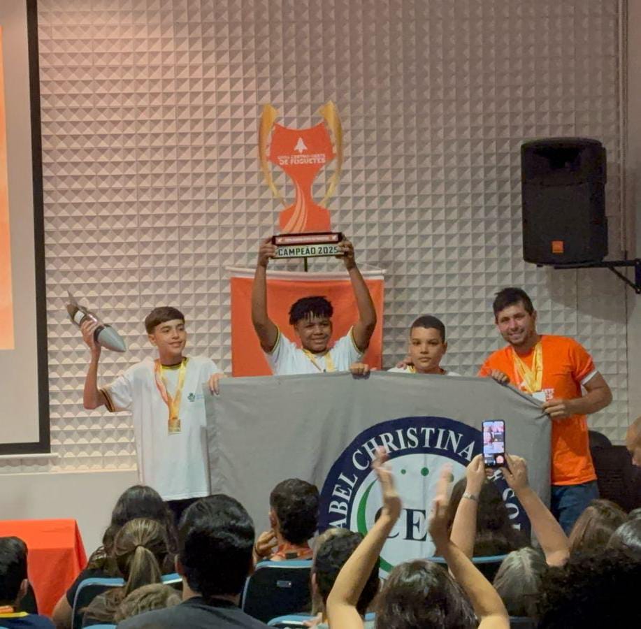 Alunos de Formosa são 1º e 3º lugares na Copa Centro-Oeste de Foguetes
