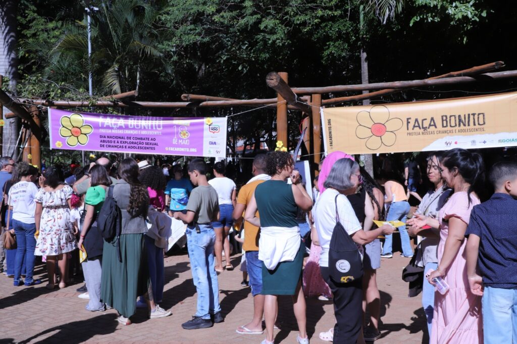 Campanha Faça Bonito