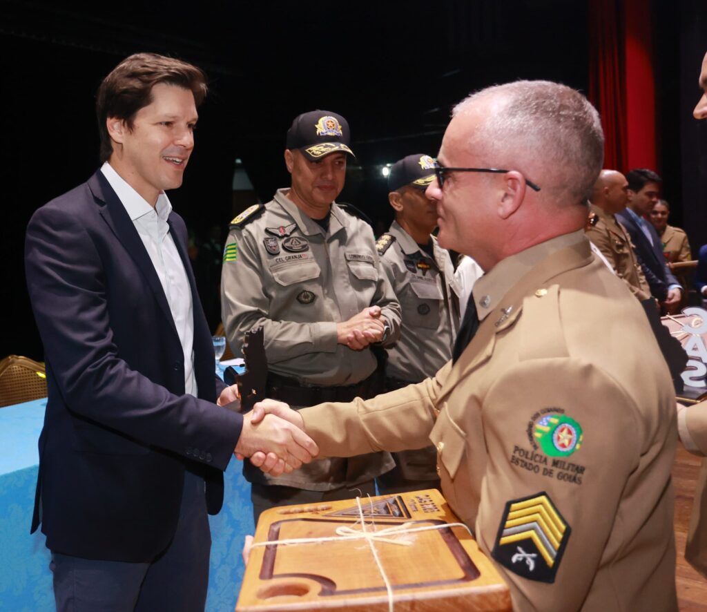 Daniel Vilela na formatura de sargentos da PMGO