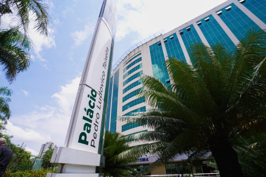 Estado encaminha Projeto da LDO 2026 à Alego