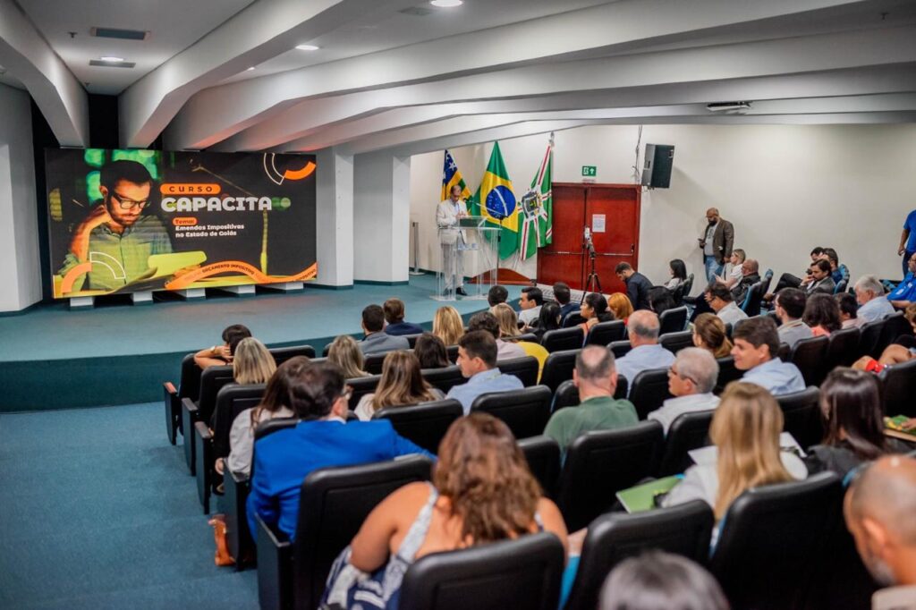 Governo de Goiás orienta prefeitos a otimizar aplicação de emendas impositivas