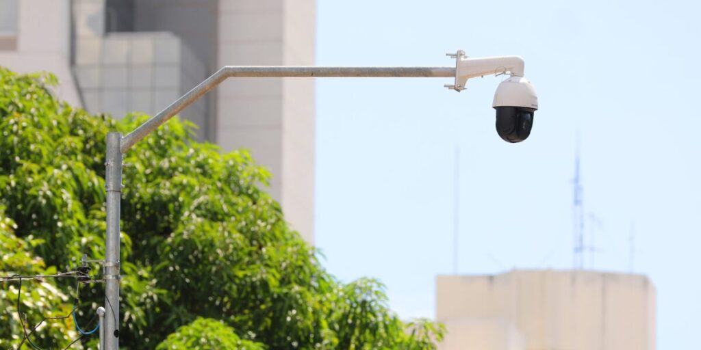 Governo de Goiás abre licitação para implantação de sistema de videomonitoramento com uso de inteligência artificial