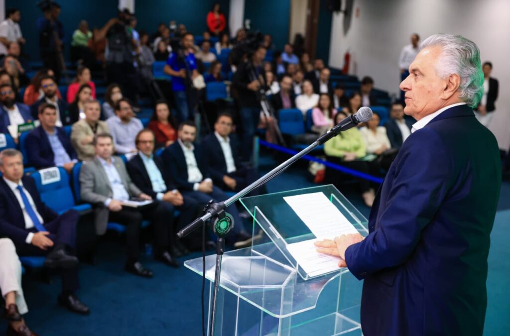 Caiado lança projeto para reduzir filas e otimizar rede hospitalar