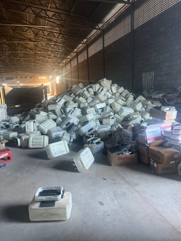 Polícia fecha depósito clandestino de agrotóxicos em Aparecida